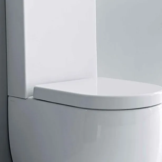 Flo Back to Wall suite #311701