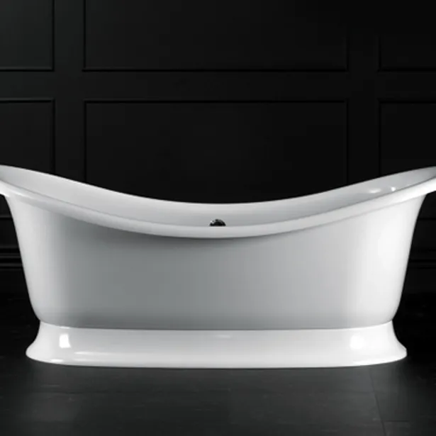 Marlborough freestanding bath with plinth 1901 x 870mm, without overflow